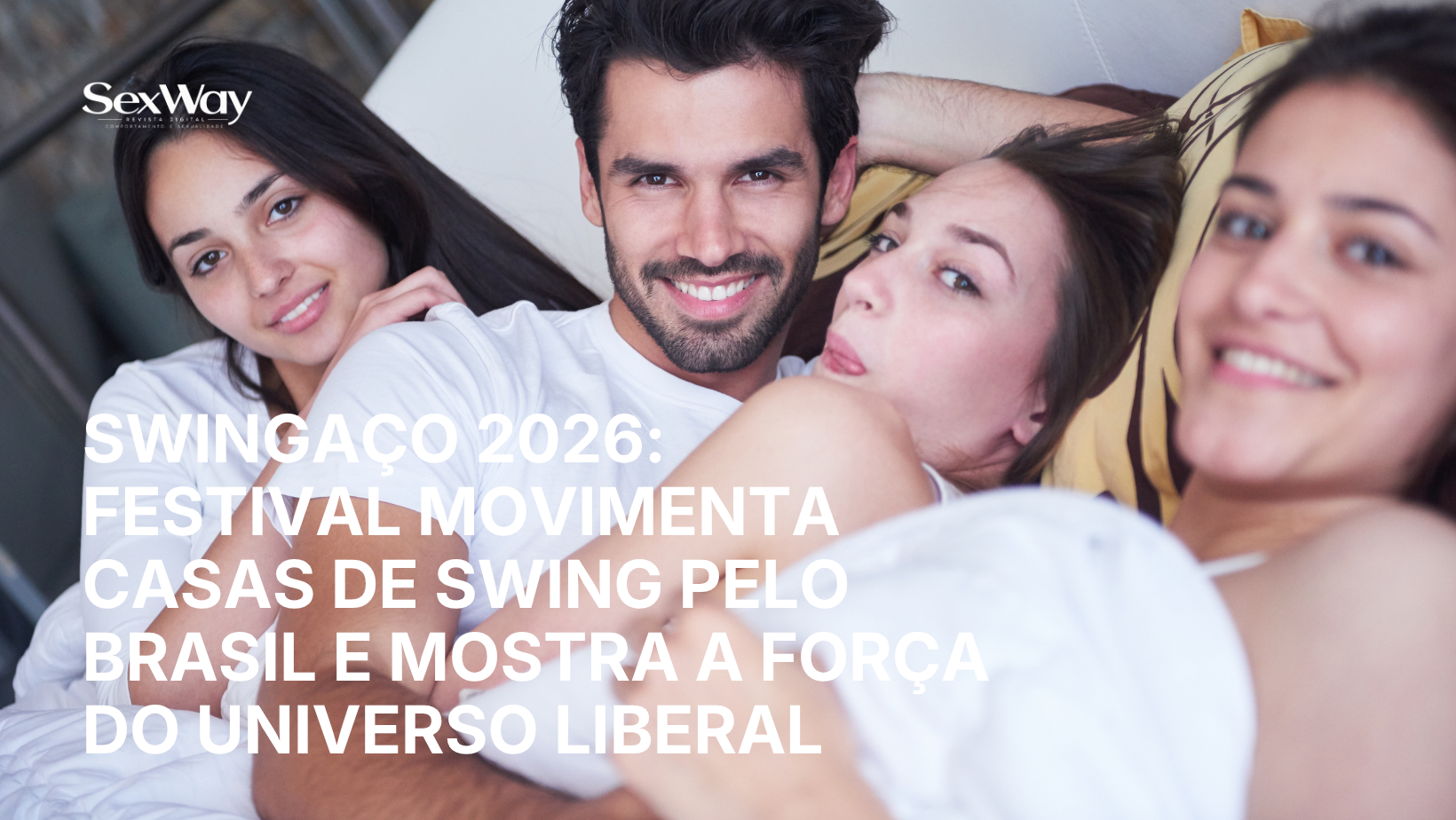 Casais fazendo sexo